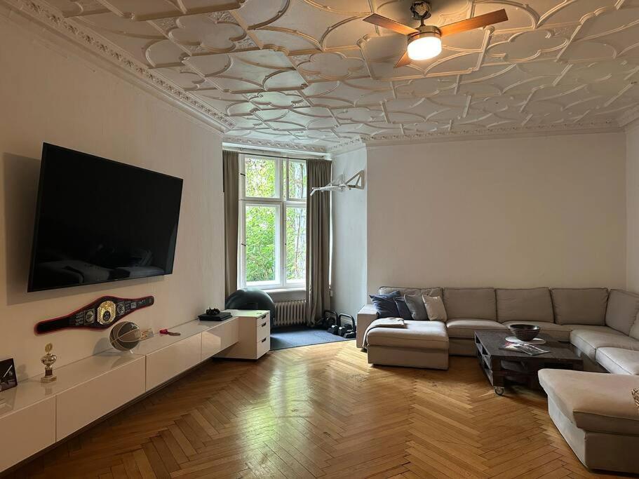 Grosses Apartment Am Kudamm Βερολίνο Εξωτερικό φωτογραφία